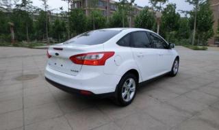 长安福特福克斯三厢