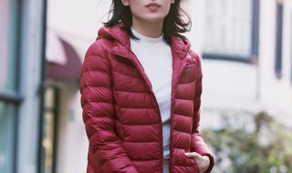 坦博尔羽绒服女款