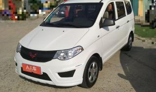 五菱宏光二手车 五菱宏光二手车