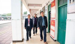 琼海市华侨中学 琼海市华侨中学