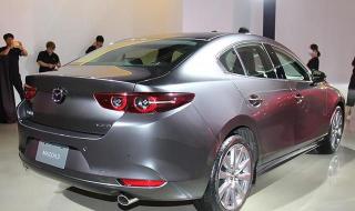 马自达3三厢 马自达3三厢