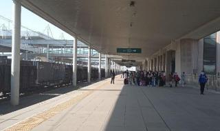 乌鲁木齐火车站图片